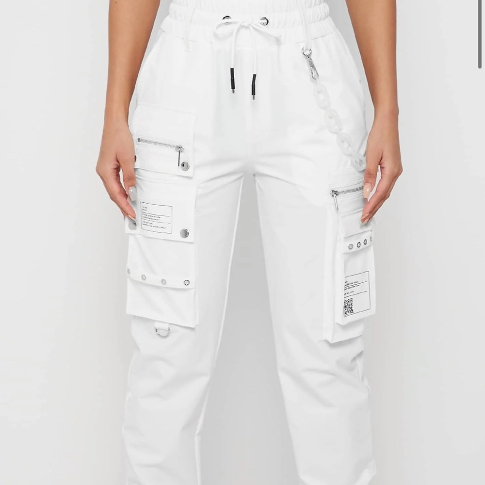 Maniere de Voir CARGO PANTS WITH FROSTED CHAIN - OFF WHITE